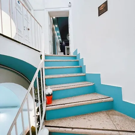 住宿加早餐酒店 Deas 特拉尼