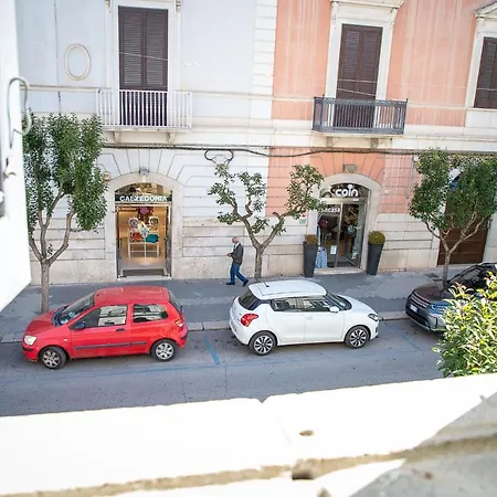 לינה וארוחת בוקר Deas טרני