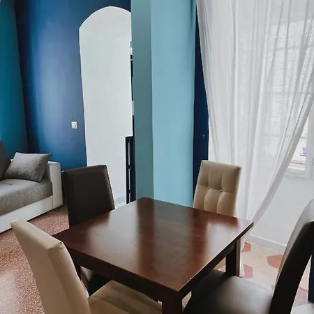 فندق مبيت وإفطار Deas تراني