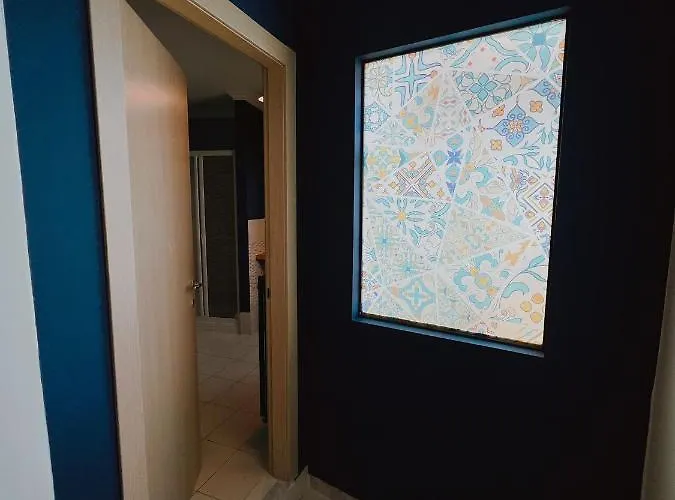 לינה וארוחת בוקר Deas 3*